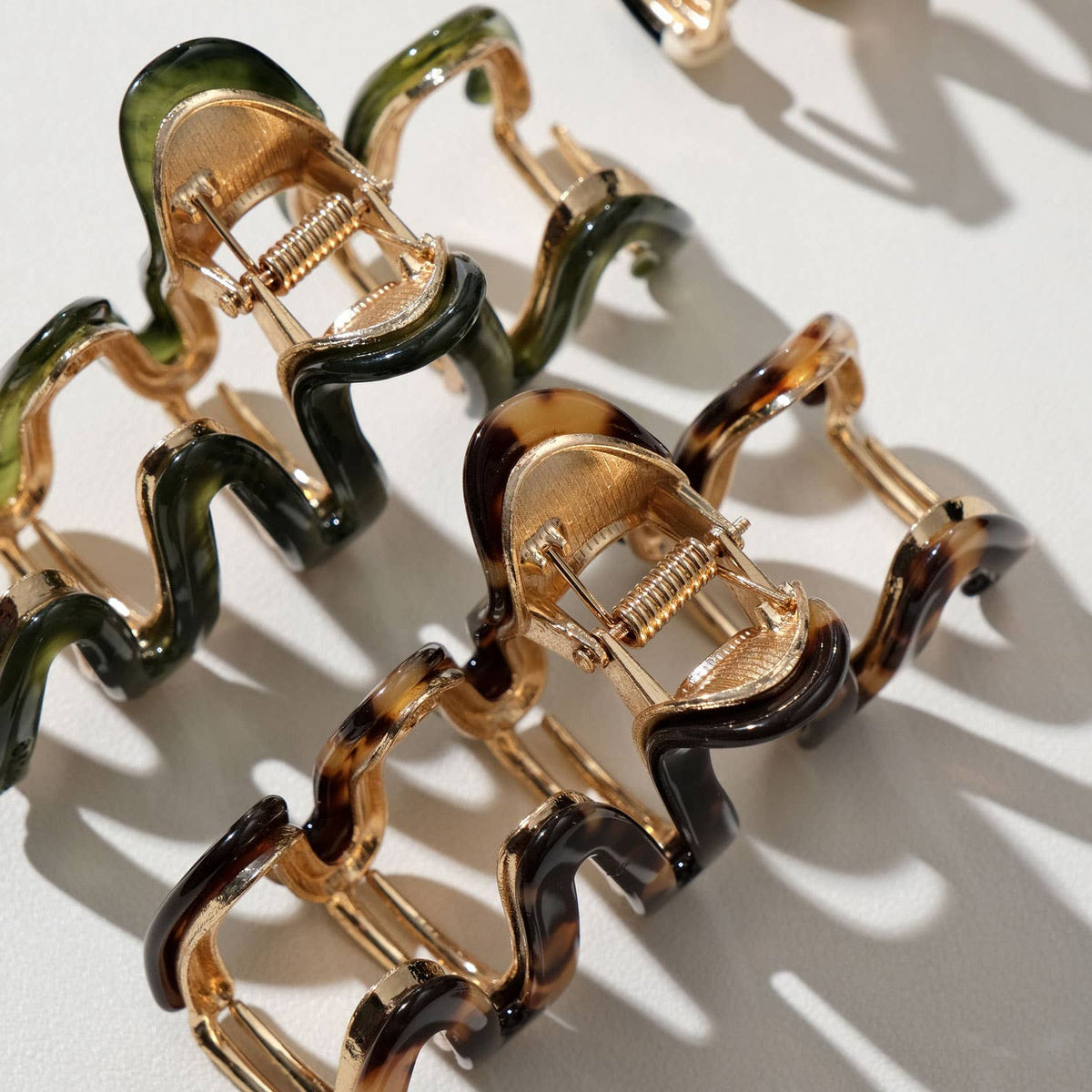 Willow Vintage Squiggle Metal Claw Clip - Large