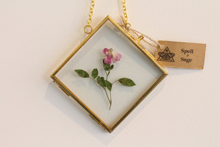 Edwig Floral Frame