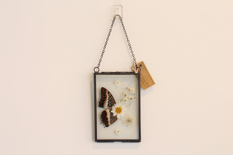 Lilith Floral Frame