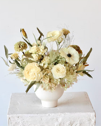 Dried Floral Arrangement: Ivory Elegance