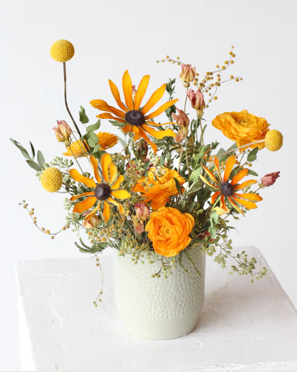 Dried Floral Arrangement: Summer Breeze