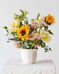 Floral Arrangement: Sweet & Sunny