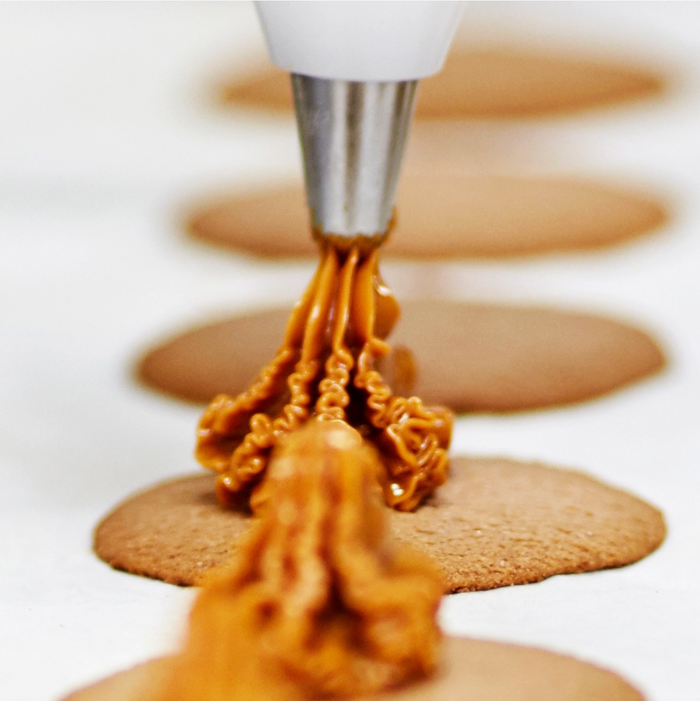 Snickerdoodle Alfajores Cookies - Box of 4