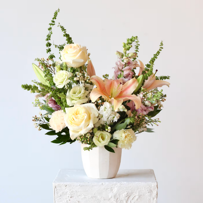 Celebration of Life: Accent Arrangement
