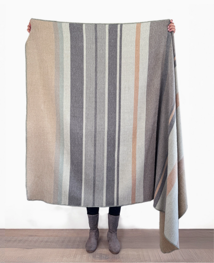 Alpaca Throw - Vintage Pearl