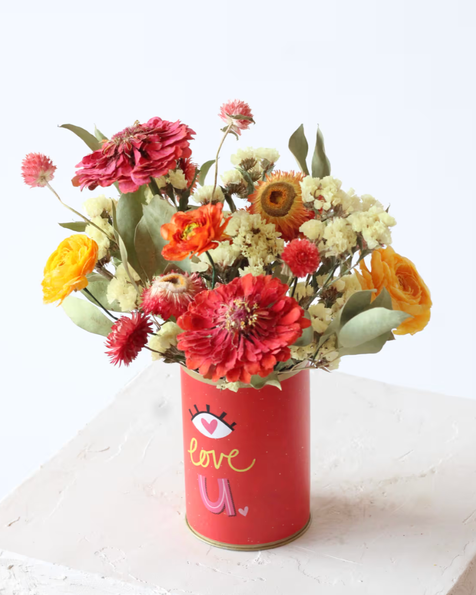 Dried Floral Arrangement: Eye Love You