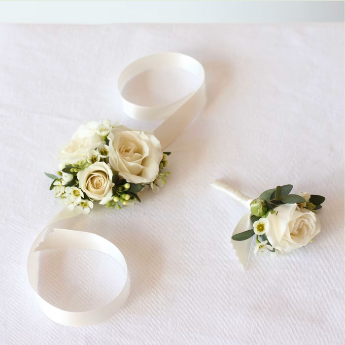 White & Green Corsage
