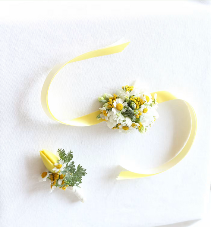 Yellow & White Corsage