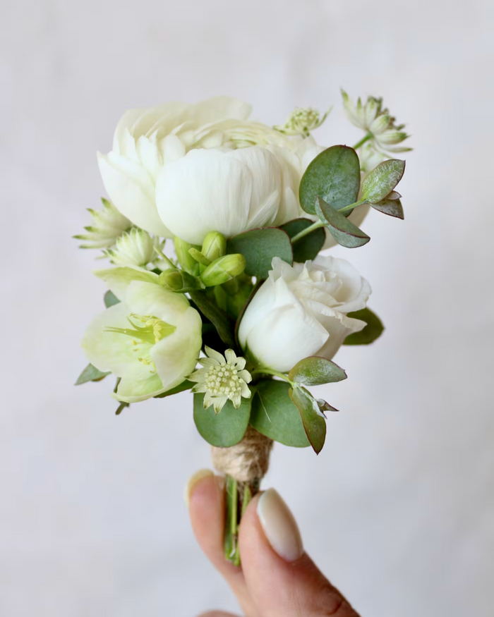 Deluxe Boutonniere