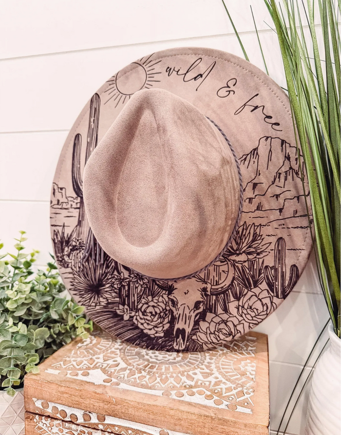 Engraved Desert Scene Hat - Khaki
