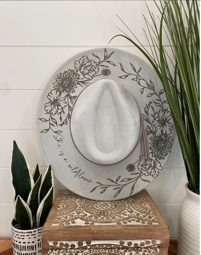 Engraved Floral Hat - Light Grey