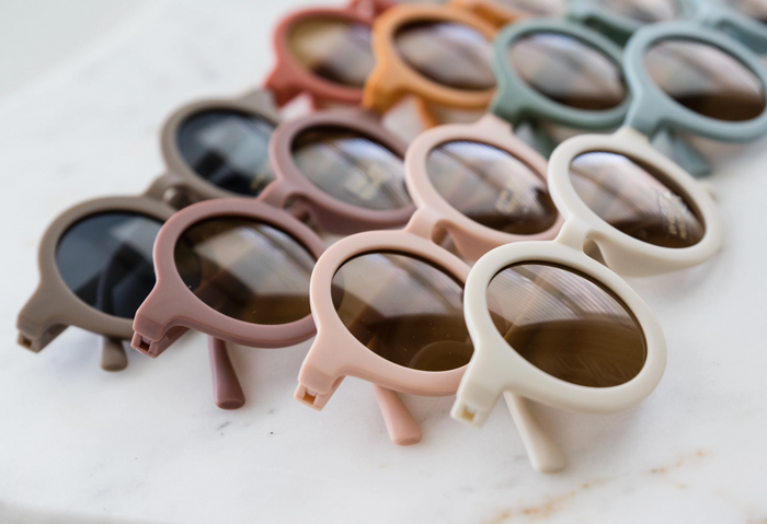 Kids Retro Sunglasses: Coral Red