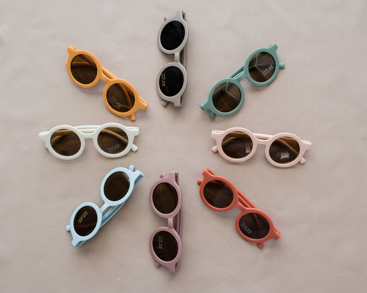 Kids Retro Sunglasses: Purple