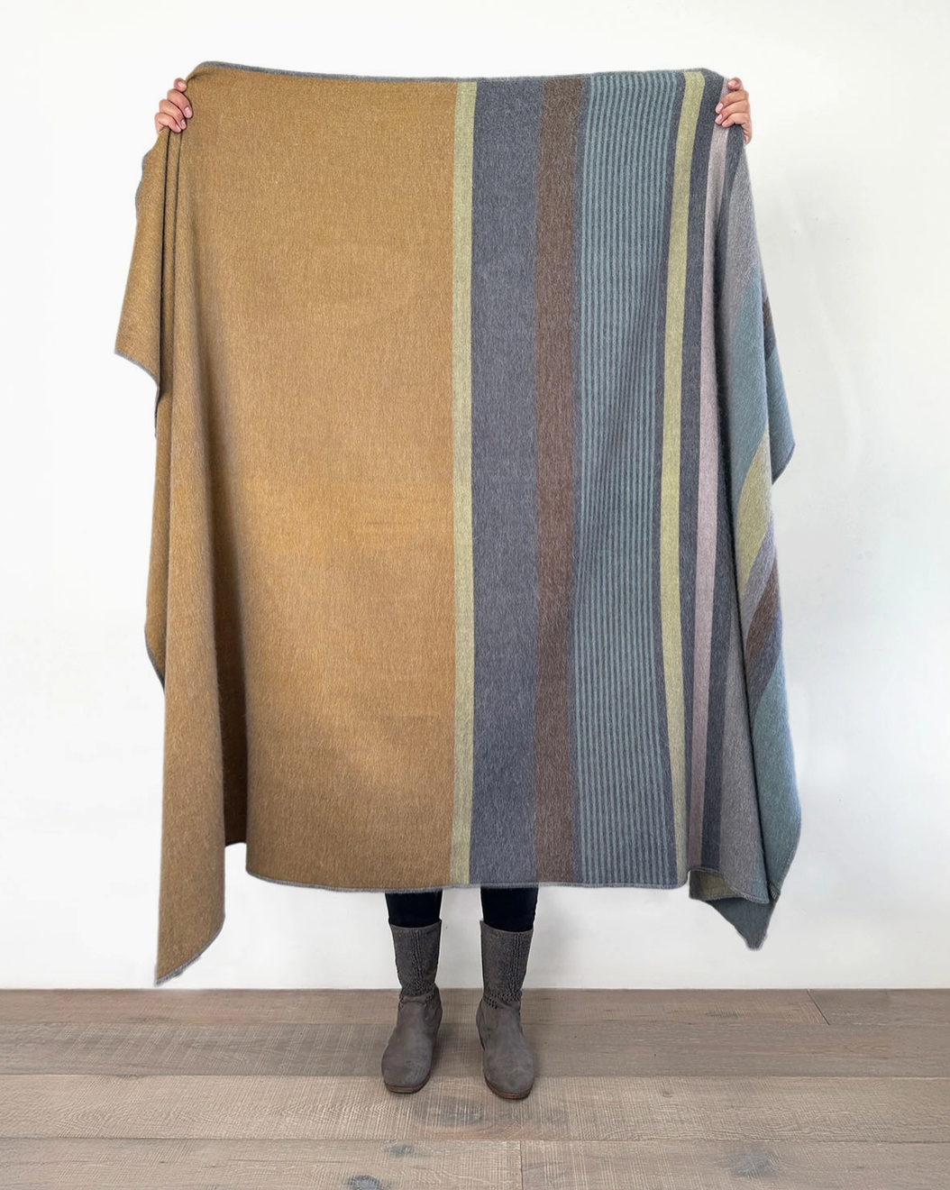 Alpaca Throw - Gold Rush